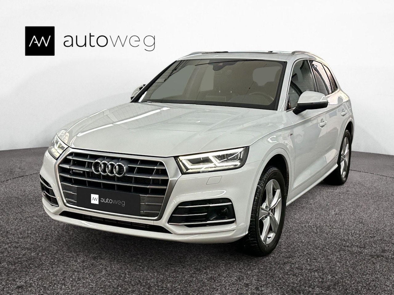 Audi Q5 - 50 TFSI e quattro S edition Pano | Luxe Leer |  Tour | Keyless | Blind Spot - AutoWereld.nl