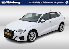 Audi A3 Sportback - 35 TFSI 150pk S-Tronic Business edition / LED / Navigatie / PDC Achter / 17" LMV