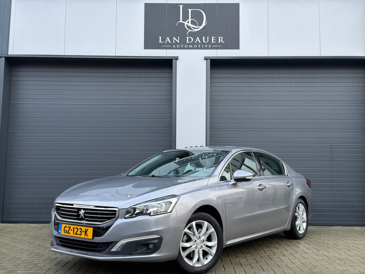 Peugeot 508 - 1.6 e-THP Allure / Schuifdak / Leder / NAP - AutoWereld.nl