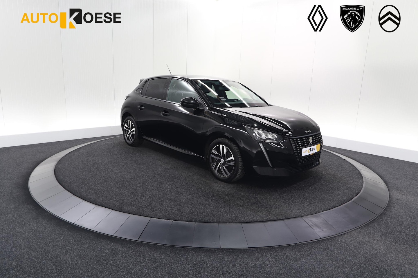 Peugeot 208 - PureTech 100 EAT8 Allure | Camera | Apple Carplay | Navigatie | Parkeersensoren - AutoWereld.nl