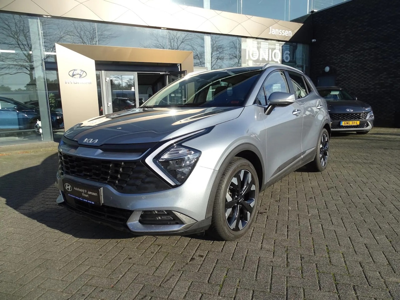 Kia Sportage - 1.6 T-GDi Plug-in Hybrid AWD DynamicLine 1.6 T-GDi Plug-in Hybrid AWD DynamicLine - AutoWereld.nl