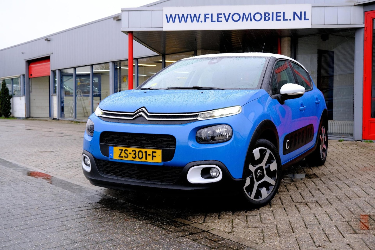 Citroën C3 - 1.5 BlueHDi S&S Shine Navi|Clima|Cam|LMV - AutoWereld.nl