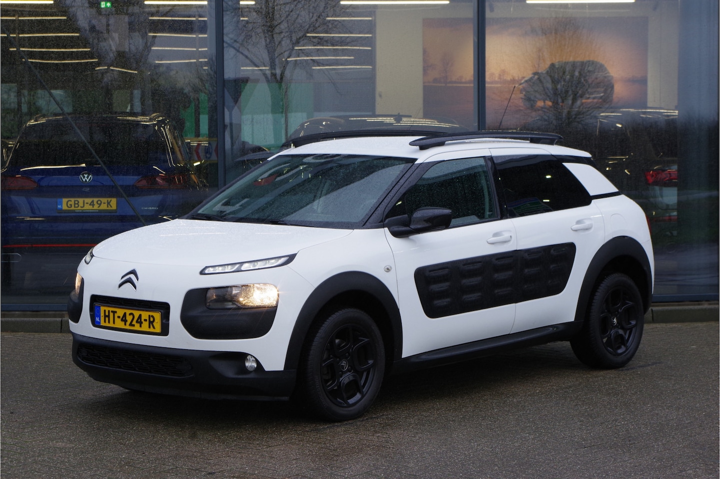 Citroën C4 Cactus - 1.2 PureTech Shine 1.2 PureTech Shine, Navigatie, Camera, Cruise Control, Climate Control - AutoWereld.nl