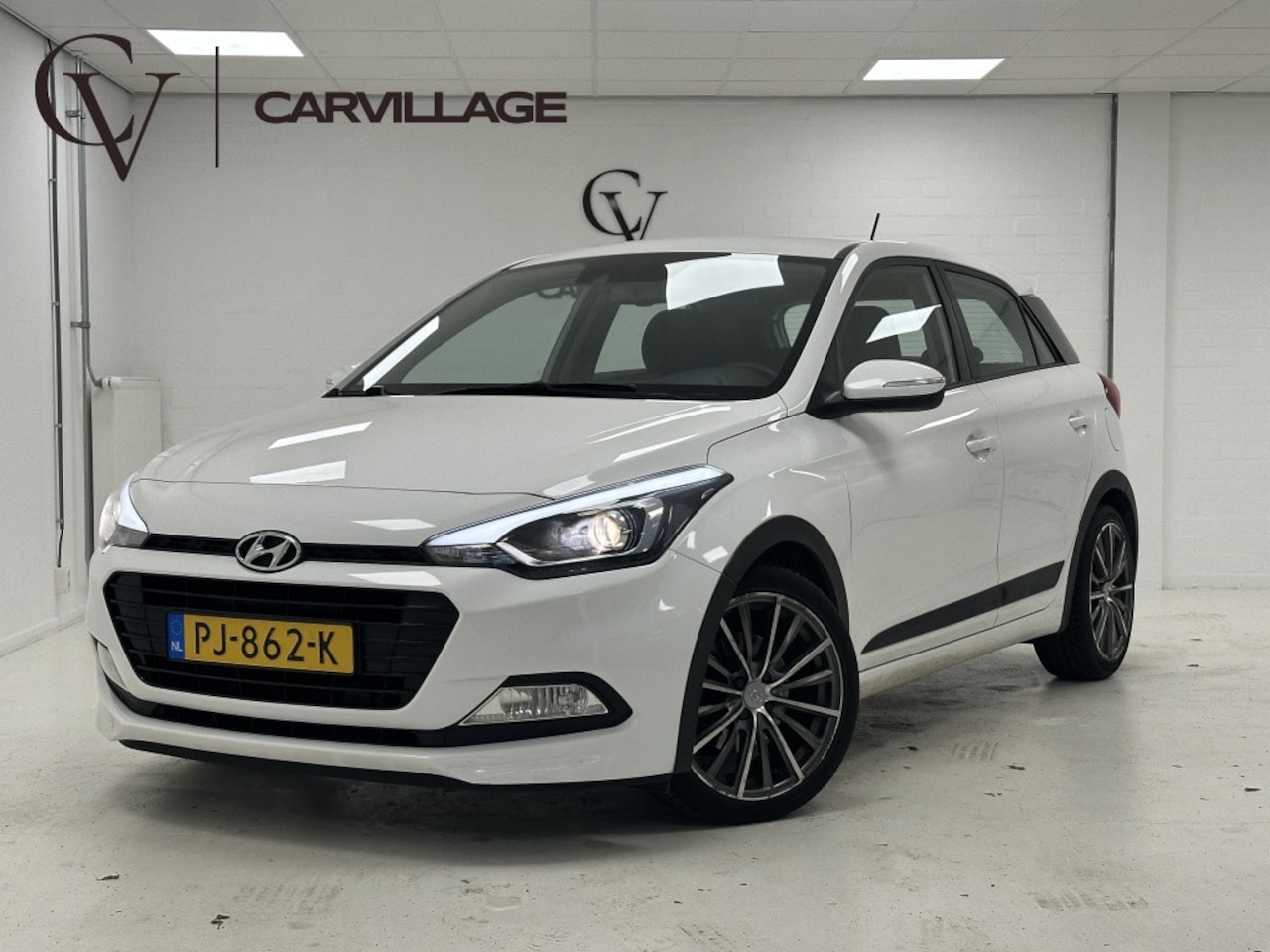 Hyundai i20 - 1.0 T-GDI Sport 100PK | Camera | Lichtmetalen velgen | Climate c - AutoWereld.nl