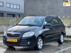 Skoda Fabia Combi - 1.2-12V Ambiente | Airco | Parkeersensoren | Bluethooth | Cruise control