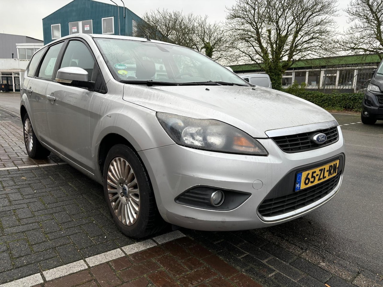 Ford Focus Wagon - 1.6 Titanium / Navi / climate - AutoWereld.nl