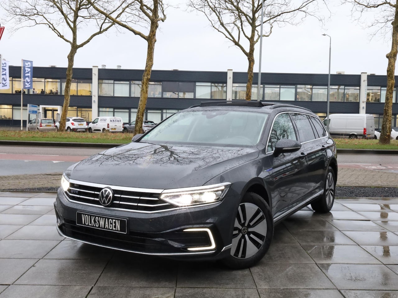 Volkswagen Passat Variant - GTE 1.4 TSI PHEV 218PK | Panodak | Virtual | Camera | IQ Light Matrix LED | Trekhaak | Dod - AutoWereld.nl