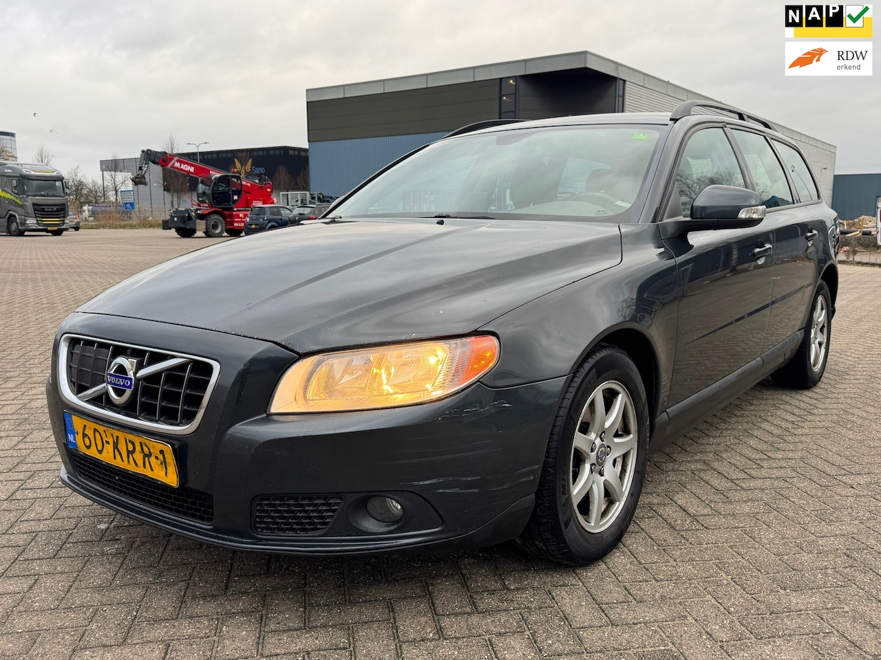 Volvo V70 - 2.4D Limited Edition 5-CILINDER AUT 2010 - AutoWereld.nl