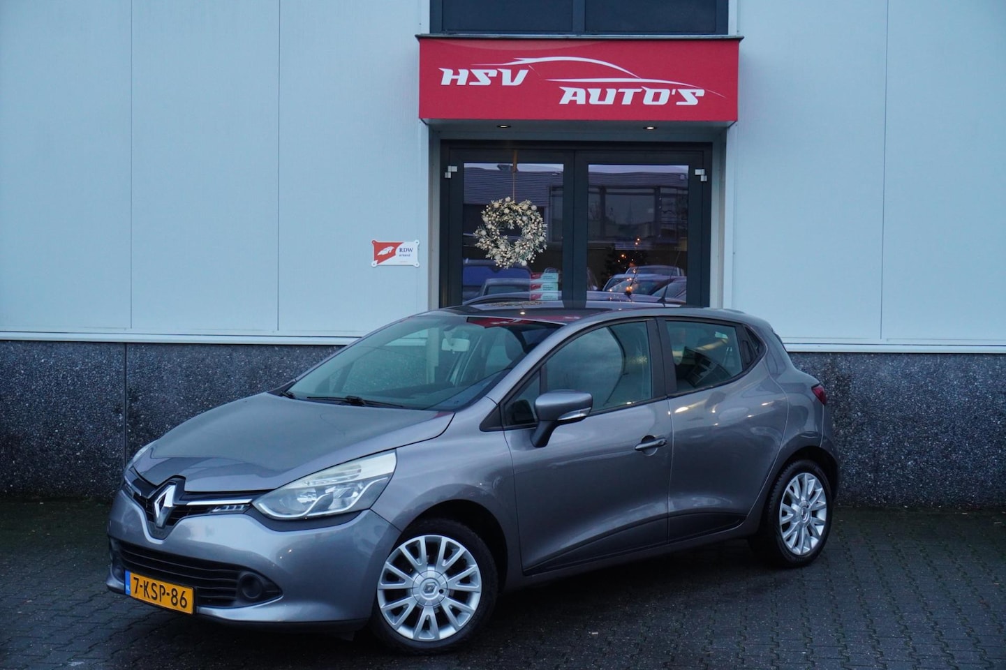 Renault Clio - 0.9 TCe Expression airco LM 4-deurs - AutoWereld.nl