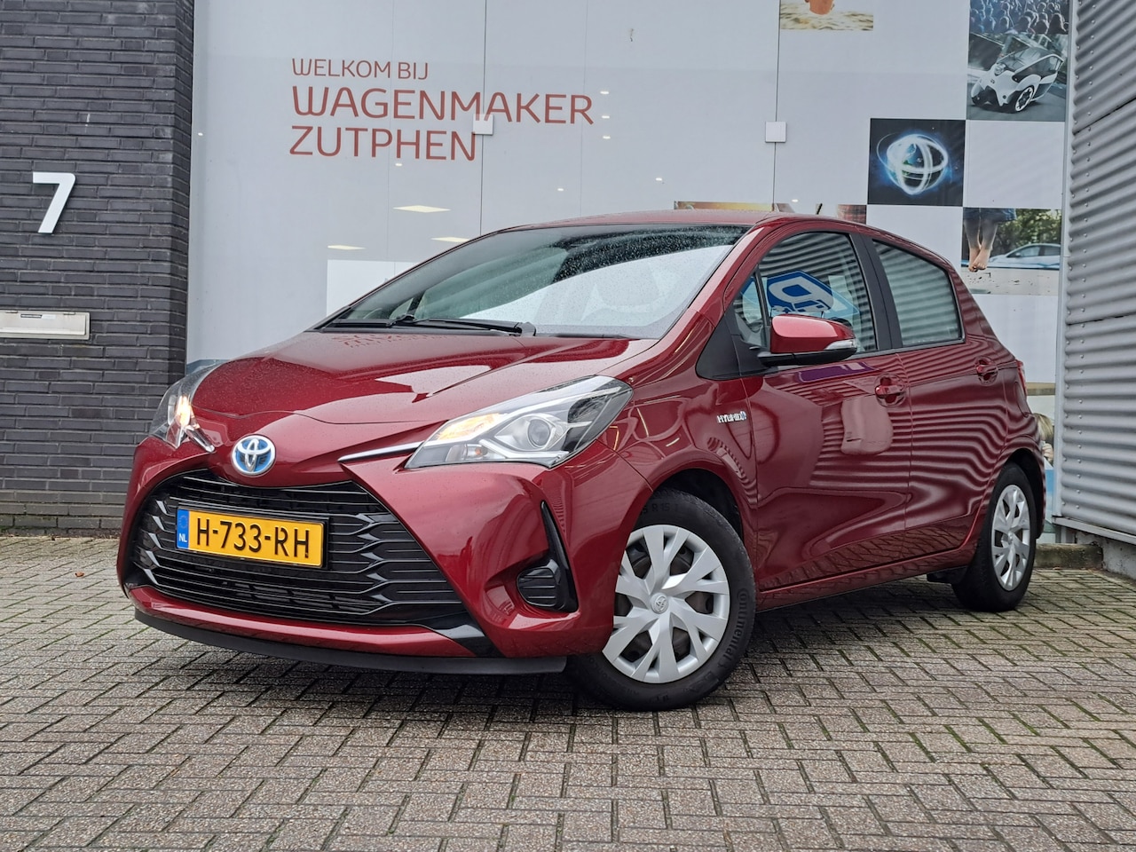 Toyota Yaris - 1.5 Hybrid Active Automaat | NAVIGATIE | PARKEERCAMERA | - AutoWereld.nl