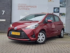 Toyota Yaris - 1.5 Hybrid Active Automaat | NAVIGATIE | PARKEERCAMERA |