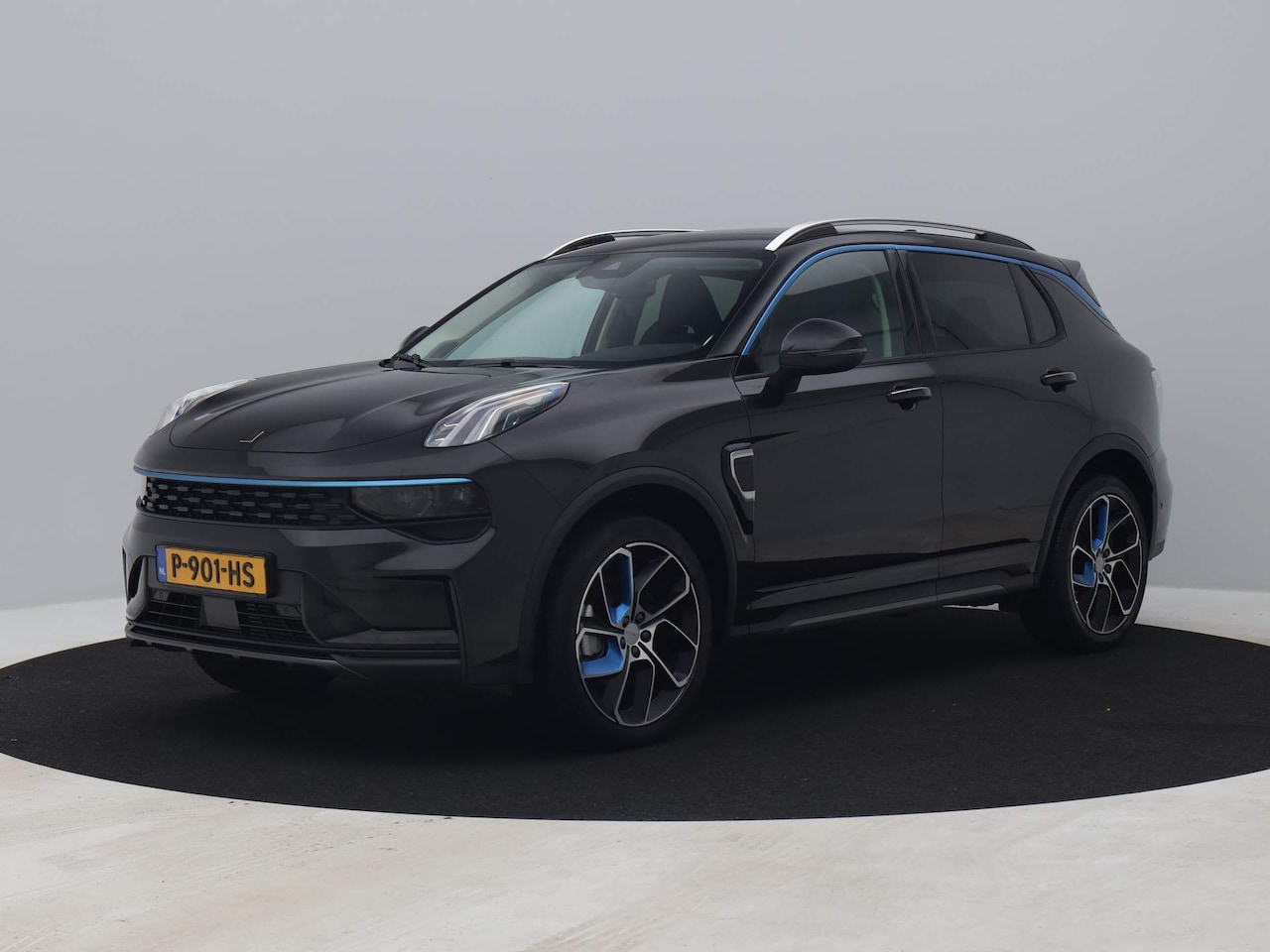 Lynk & Co 01 - 1.5 Plug-in Hybrid | NLD AUTO - AutoWereld.nl