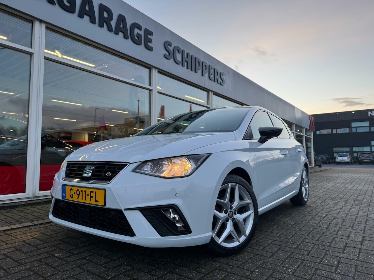 Seat Ibiza - 1.0 TSI FR Business Intense carplay - AutoWereld.nl