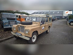 Land Rover 109 - Stationwag. lijn 6 cilinder Series III