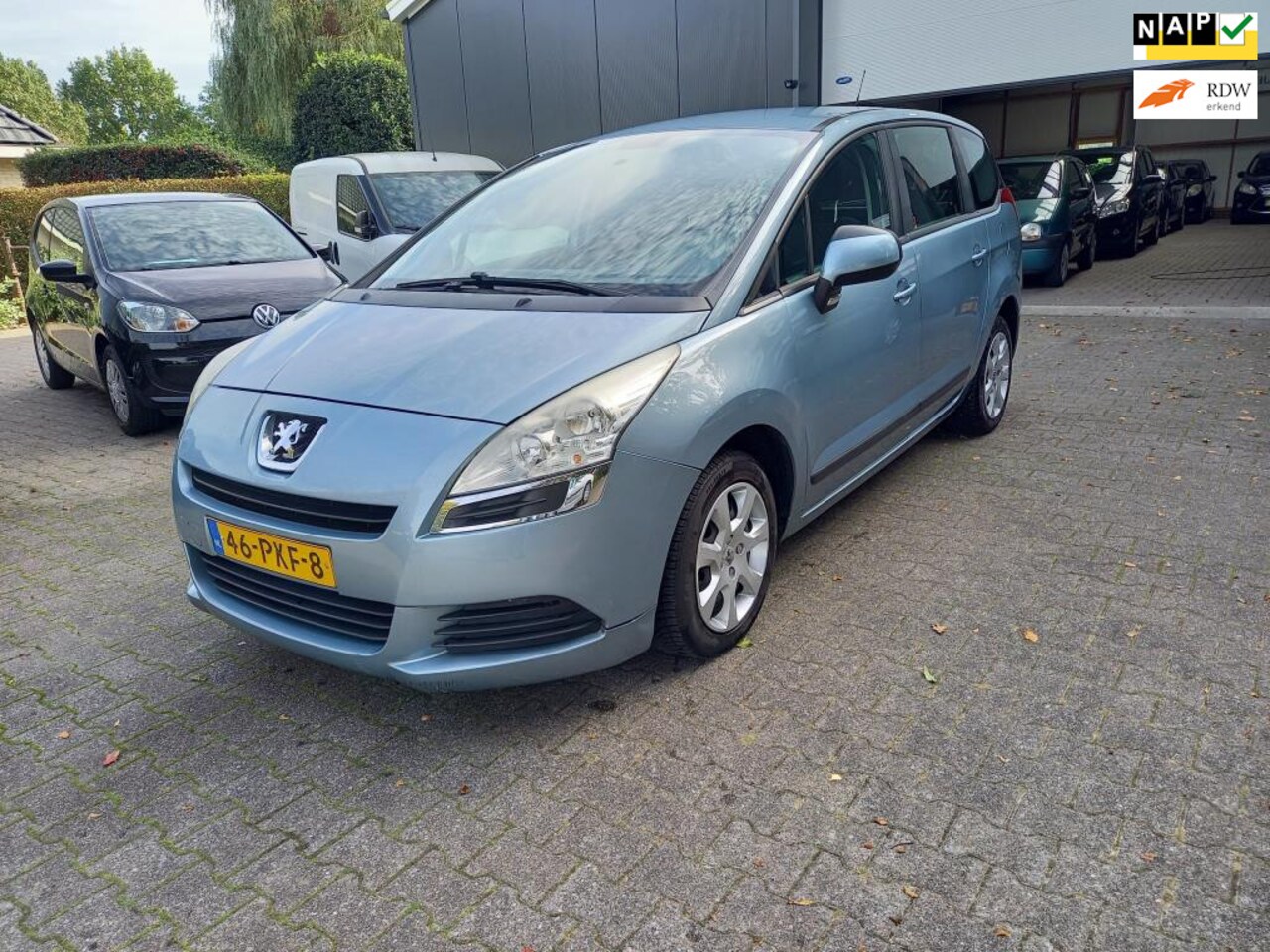 Peugeot 5008 - 1.6 VTi SR 5p. bj 2011 airco - AutoWereld.nl