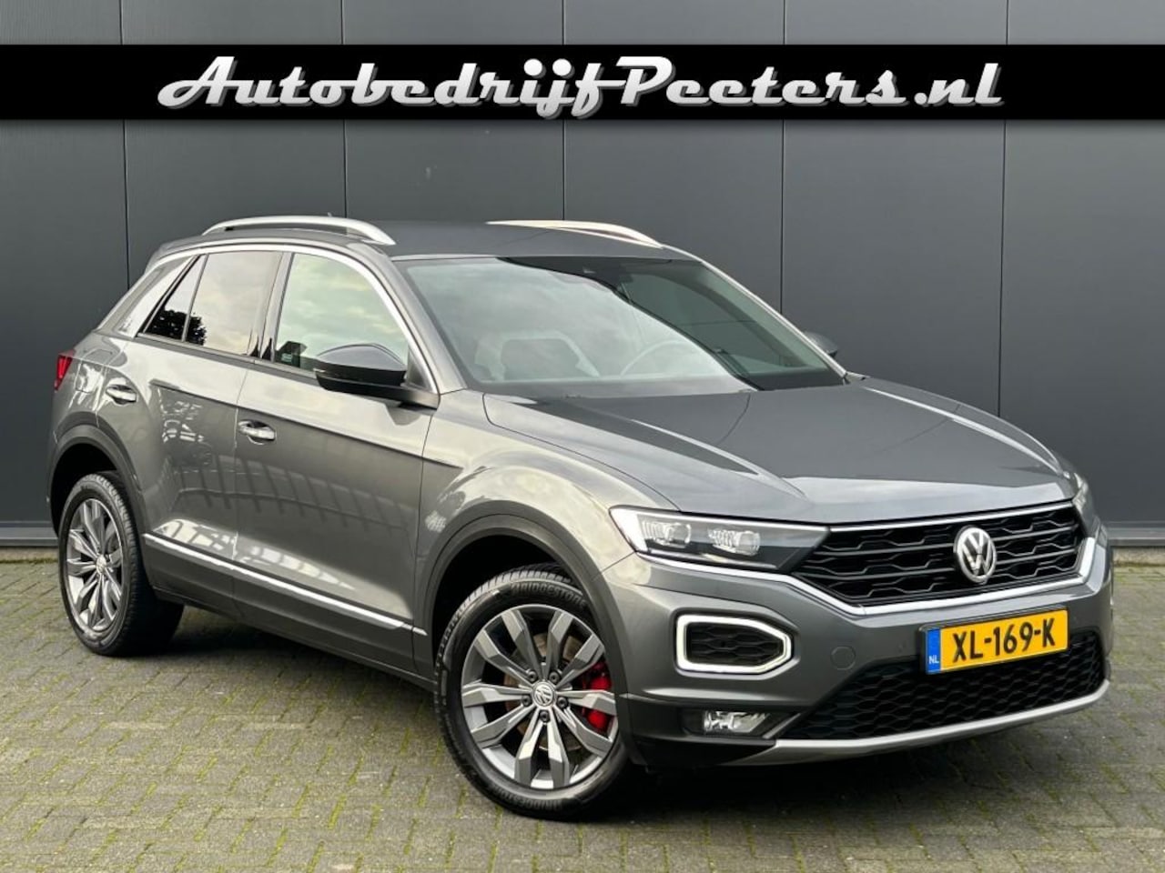 Volkswagen T-Roc - 1.5 TSI Sport DSG ACC LED Navi Virtual cockpit Carplay NL-auto - AutoWereld.nl