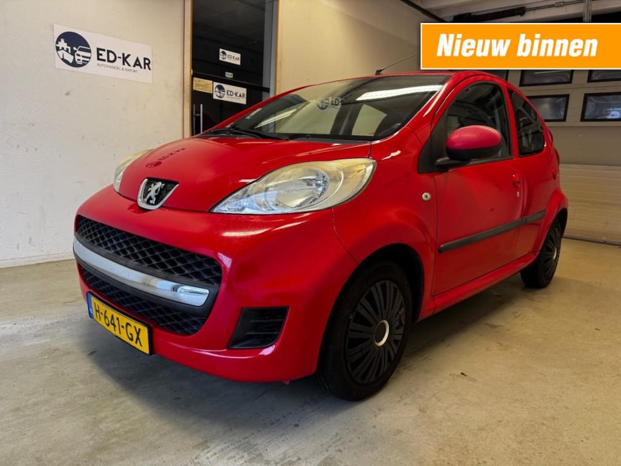 Peugeot 107 - 1.0-12V XR 5drs AIRCO NAVI PRIMA AUTO - AutoWereld.nl