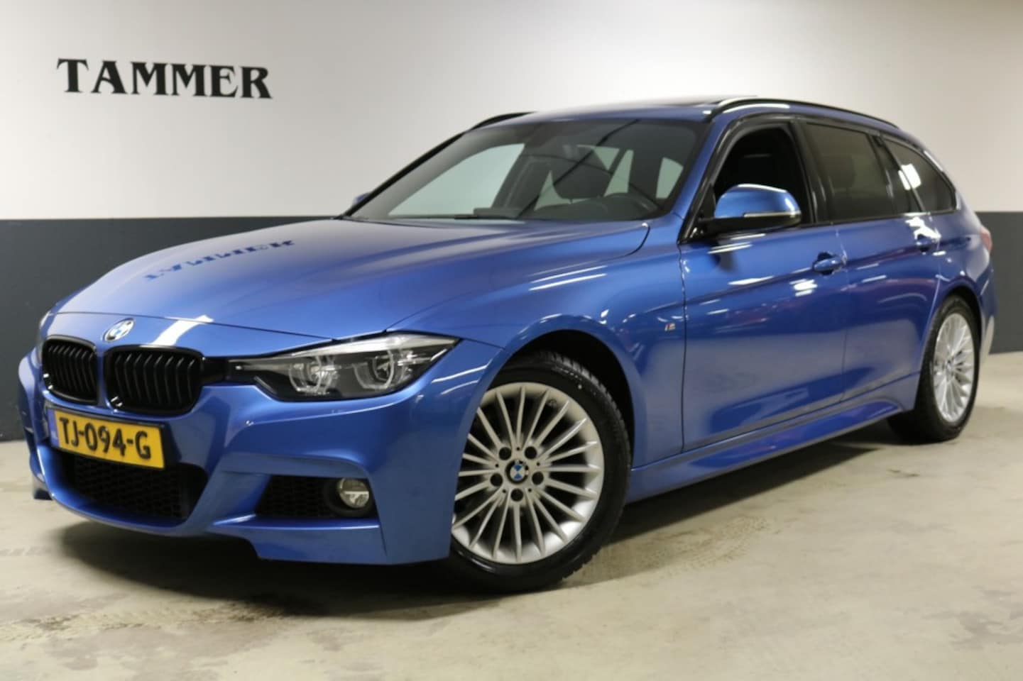 BMW 3-serie - 318i M Sport Edition 2e EIGEN-PANO-DIGI DASHB-DEALER ONDERHOUDEN - AutoWereld.nl