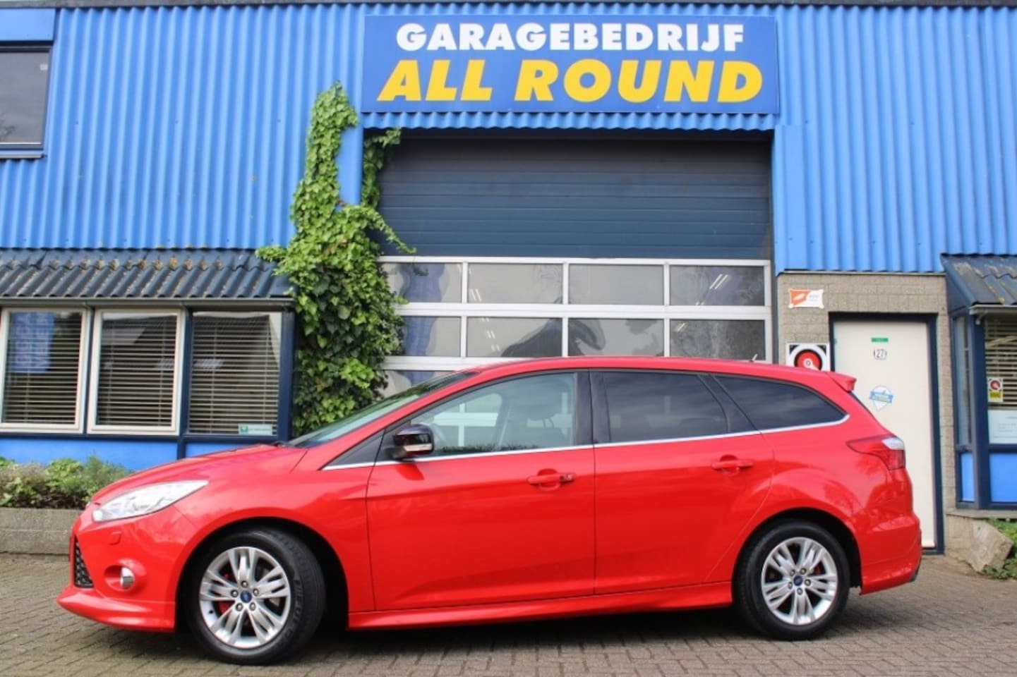 Ford Focus Wagon - 1.0 EcoBoost Titanium Wagon 1.0 EcoBoost Titanium (gereviseerde motor) - AutoWereld.nl