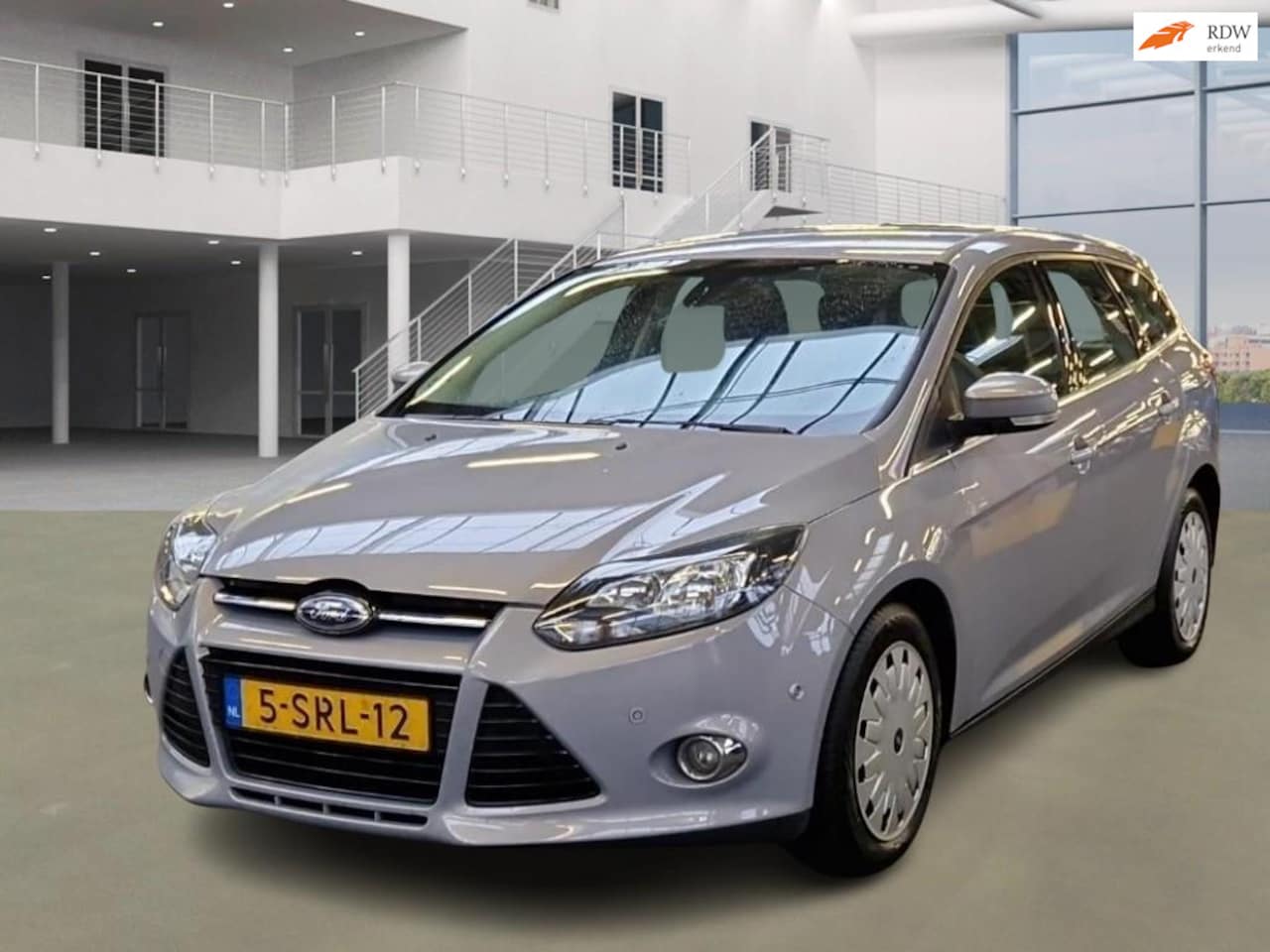 Ford Focus Wagon - 1.6 TDCI ECOnetic Titanium NAVI PSENSOR CRUISE 2 X SLEUTELS - AutoWereld.nl