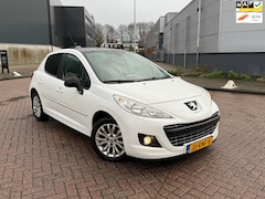 Peugeot 207 - 1.6 VTi Allure AUTOMAAT GLAS DAK CLIMA