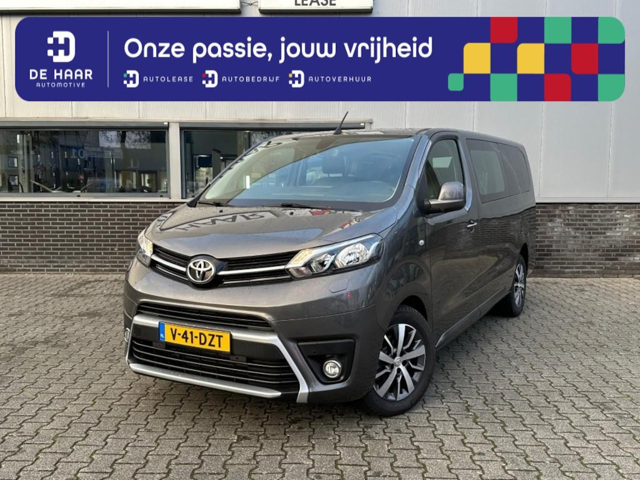 Toyota PROACE Long Worker - Long worker 2.0 Automaat L2H1 177pk - Dubbele cabine - Camera - AutoWereld.nl