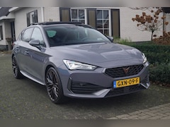 CUPRA Leon - VZ Performance Copper 1.4 e-Hybrid 245PK Pano/ACC/Navi/Camera/DC