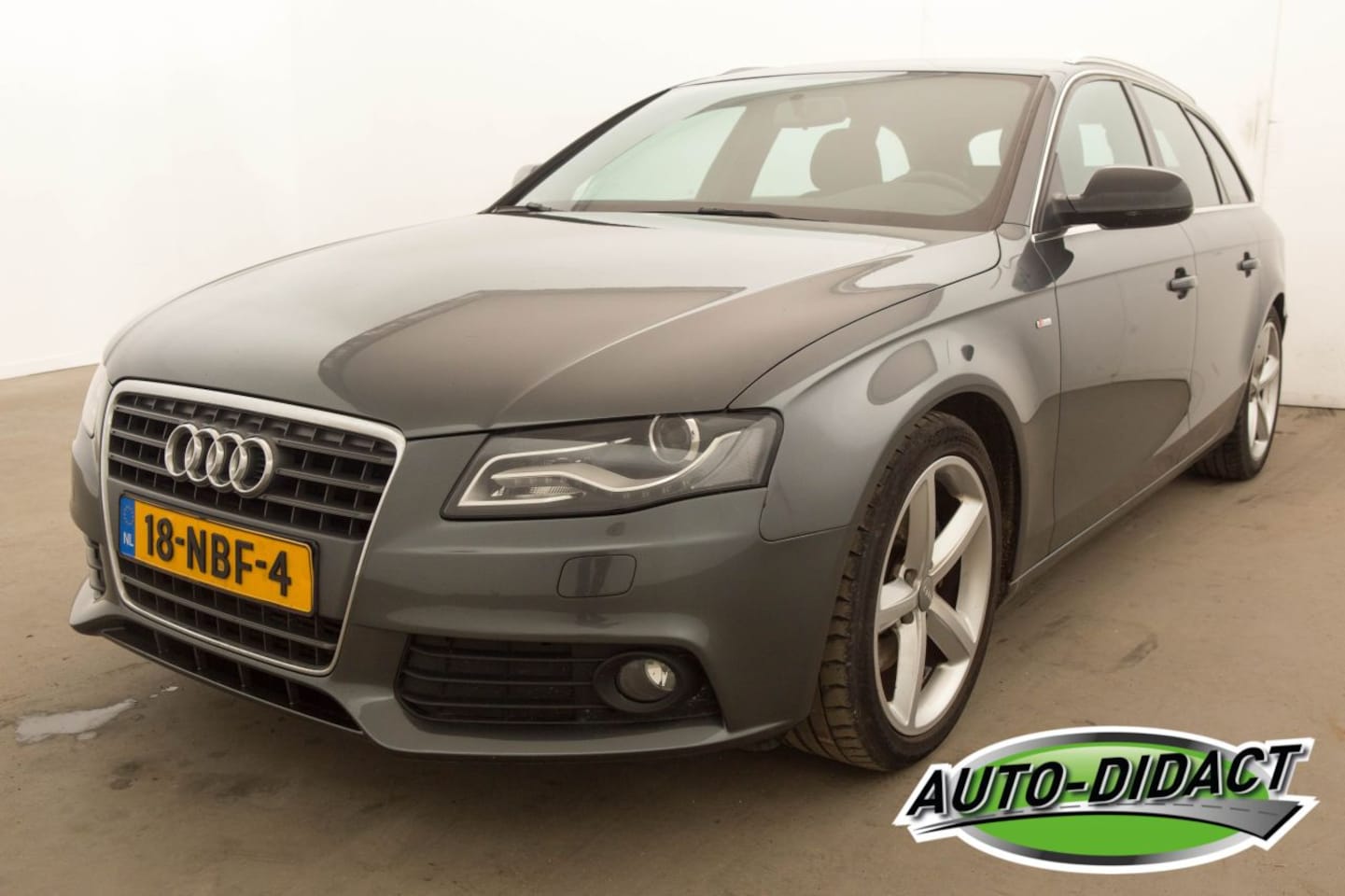 Audi A4 Avant - 1.8 TFSI Pro Line S 1.8 TFSI Pro Line S Navi - AutoWereld.nl