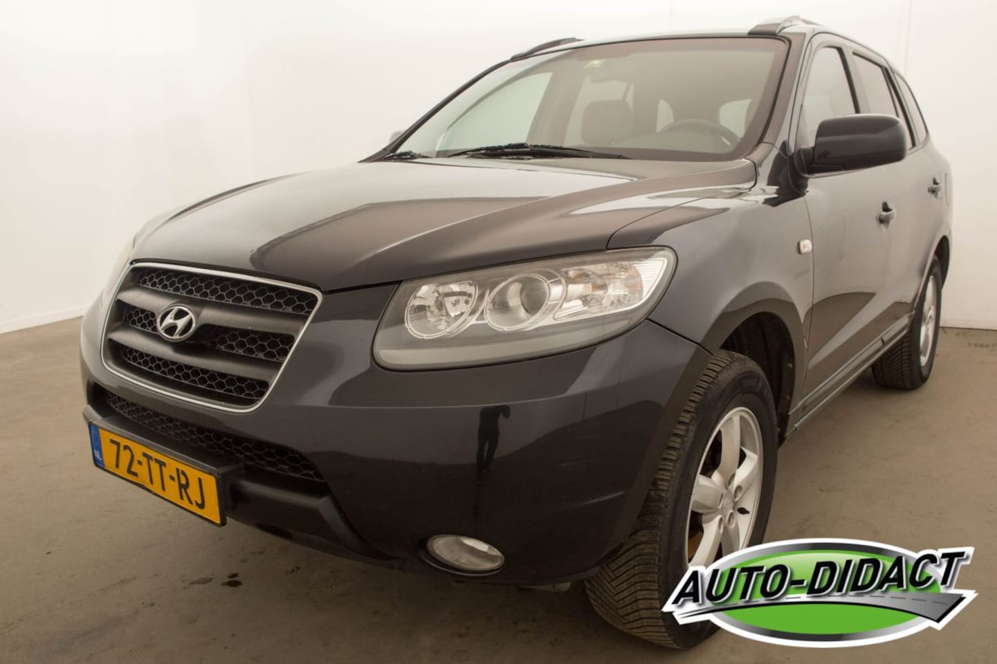 Hyundai Santa Fe - 2.7i V6 Navi Dynamic - AutoWereld.nl