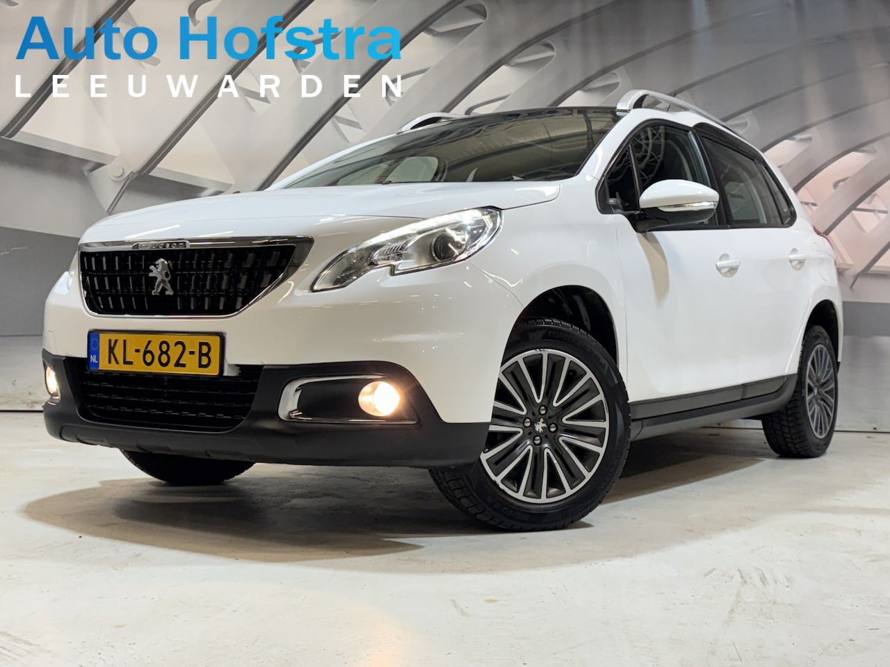 Peugeot 2008 - 1.2 PureTech Blue Lion LED PANODAK NAVI AIRCO CRUISE PDC - AutoWereld.nl