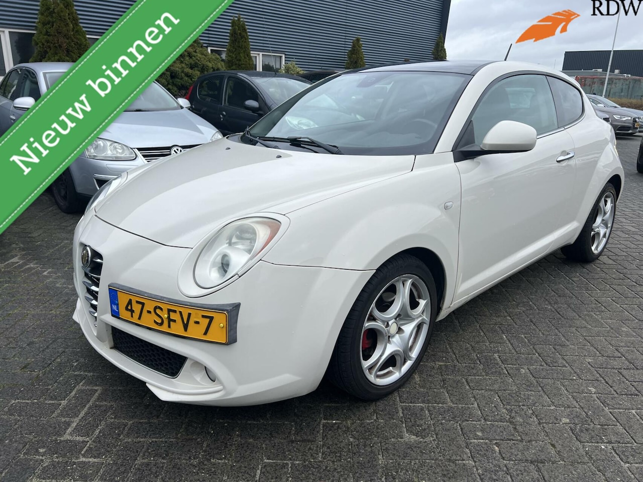 Alfa Romeo MiTo - 1.3 JTDm ECO Limited Edition |Sport | Trekhaak | Xenon | Cruise | Clima | Zuinig | - AutoWereld.nl