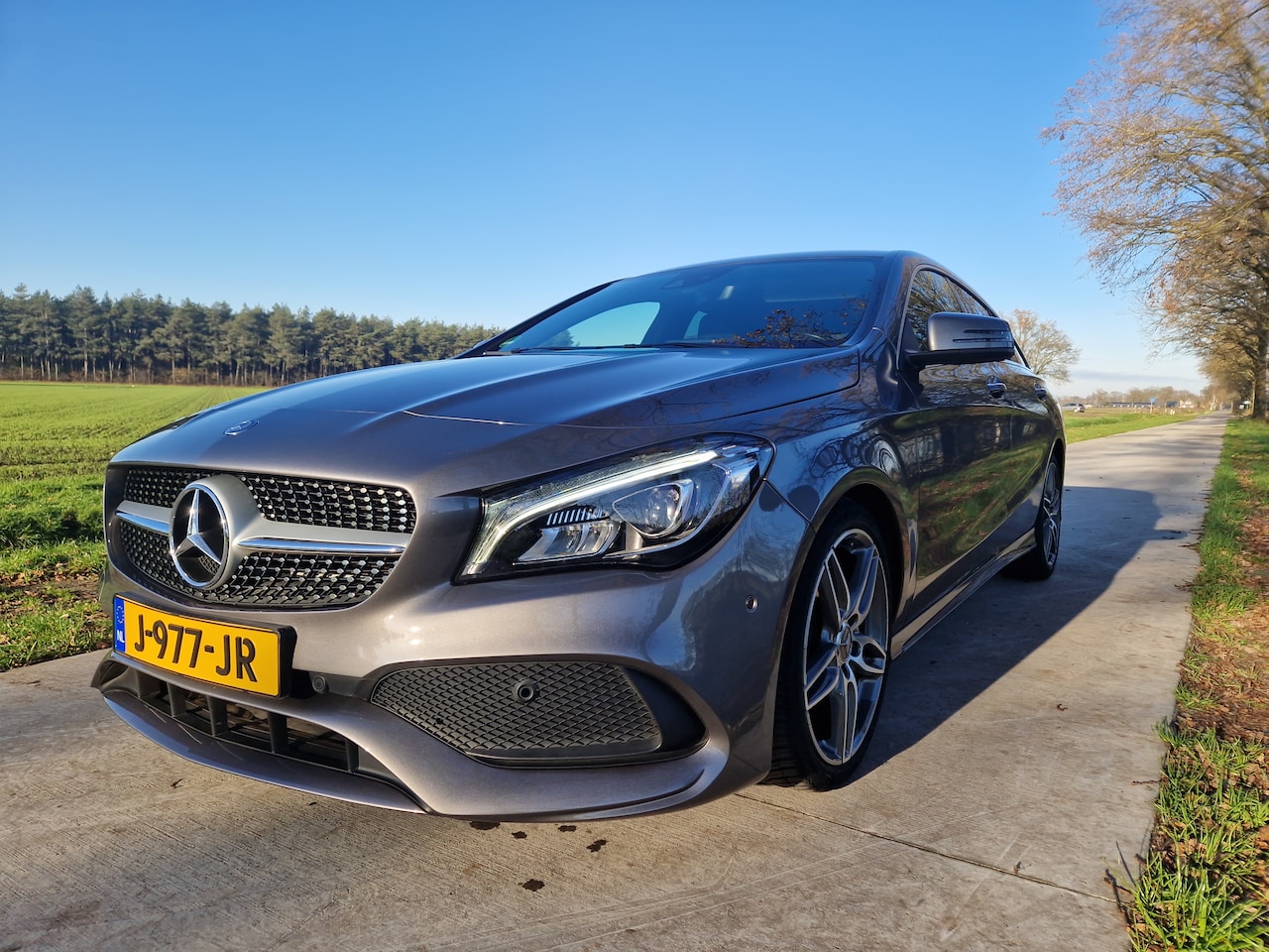 Mercedes-Benz CLA-klasse Shooting Brake - 180 Business Solution AMG - AutoWereld.nl