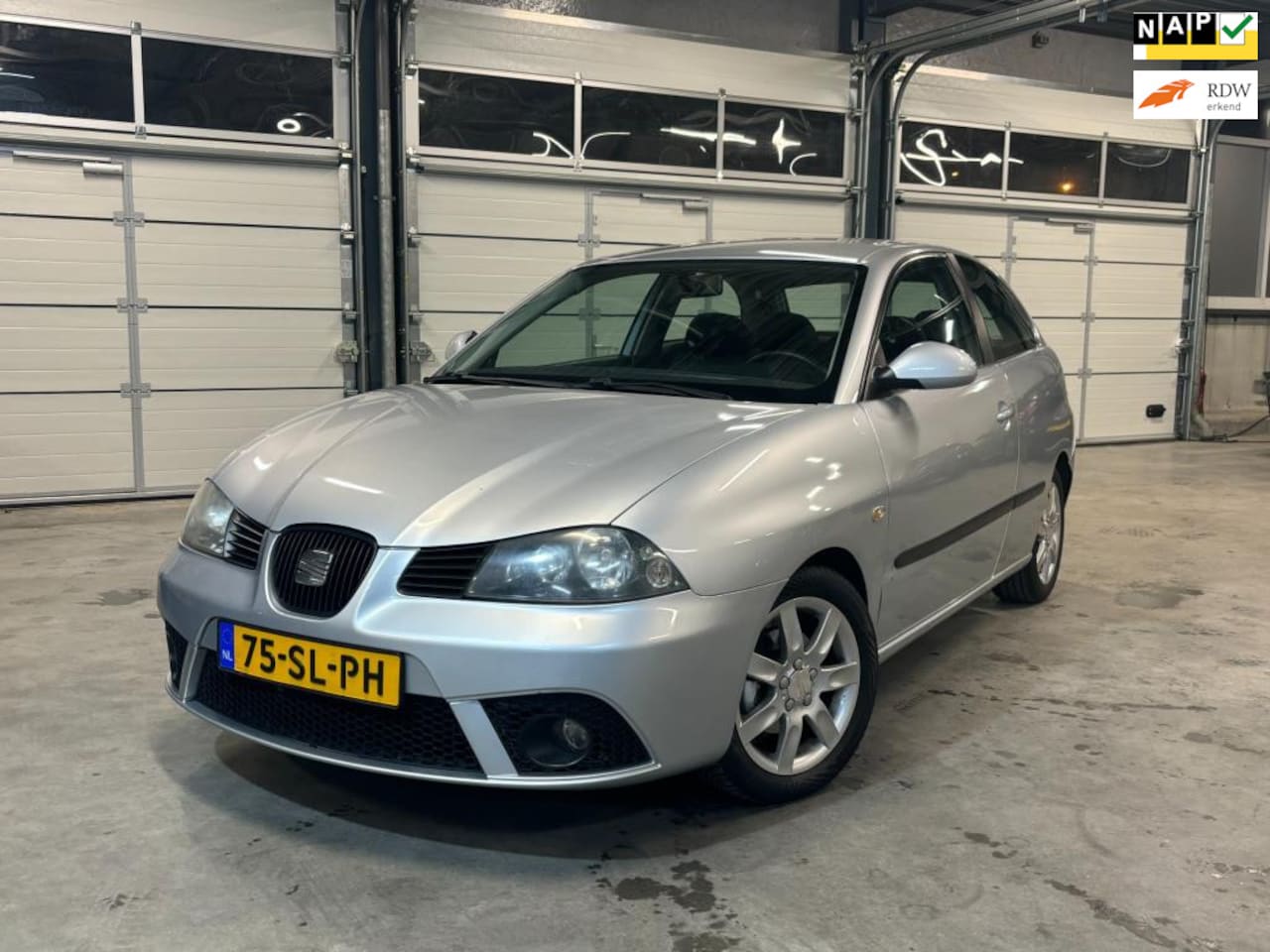 Seat Ibiza - 1.4-16V Sensation Carplay - AutoWereld.nl