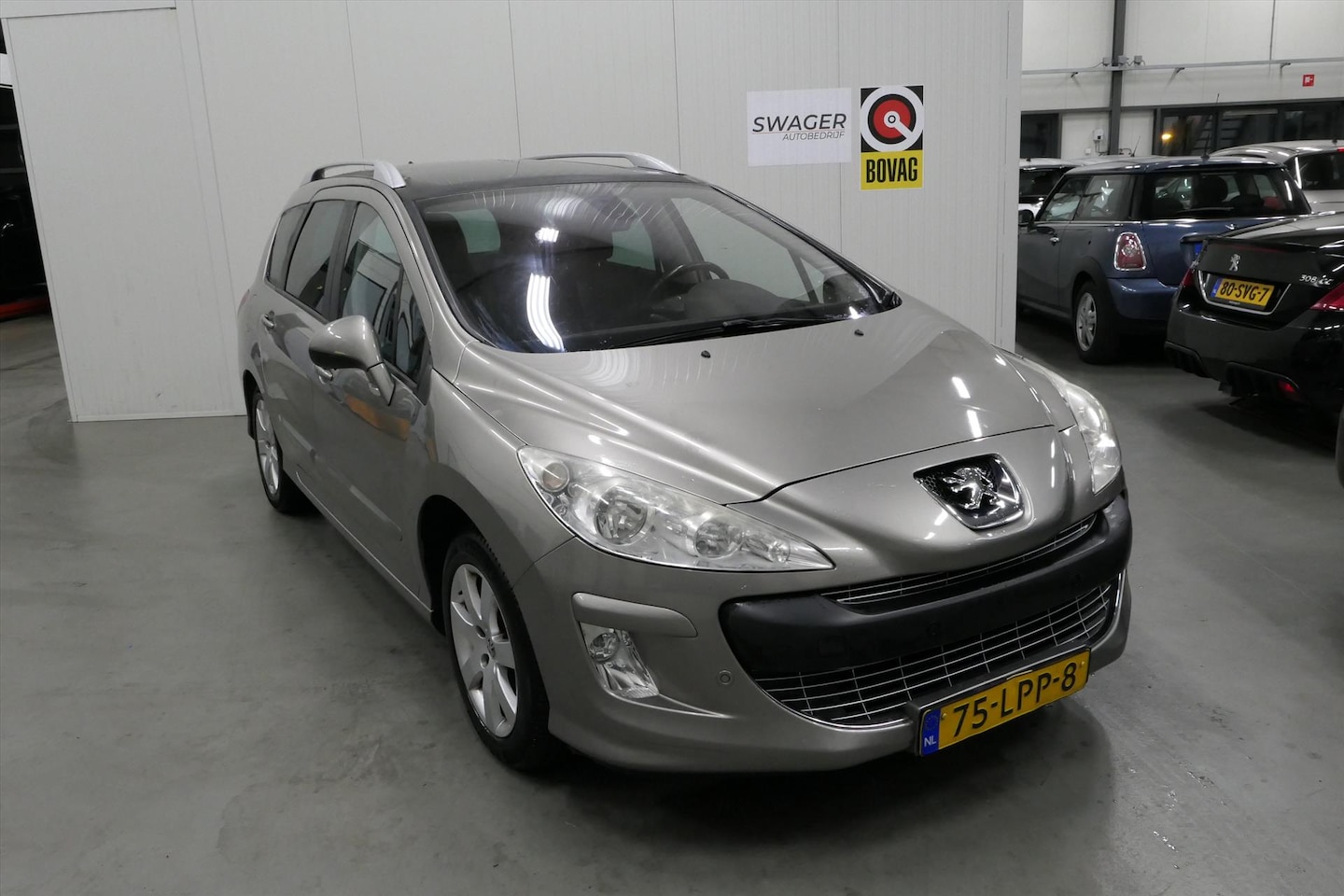 Peugeot 308 SW - 1.6 VTI 16V 7P Blue Lease Executive - AutoWereld.nl