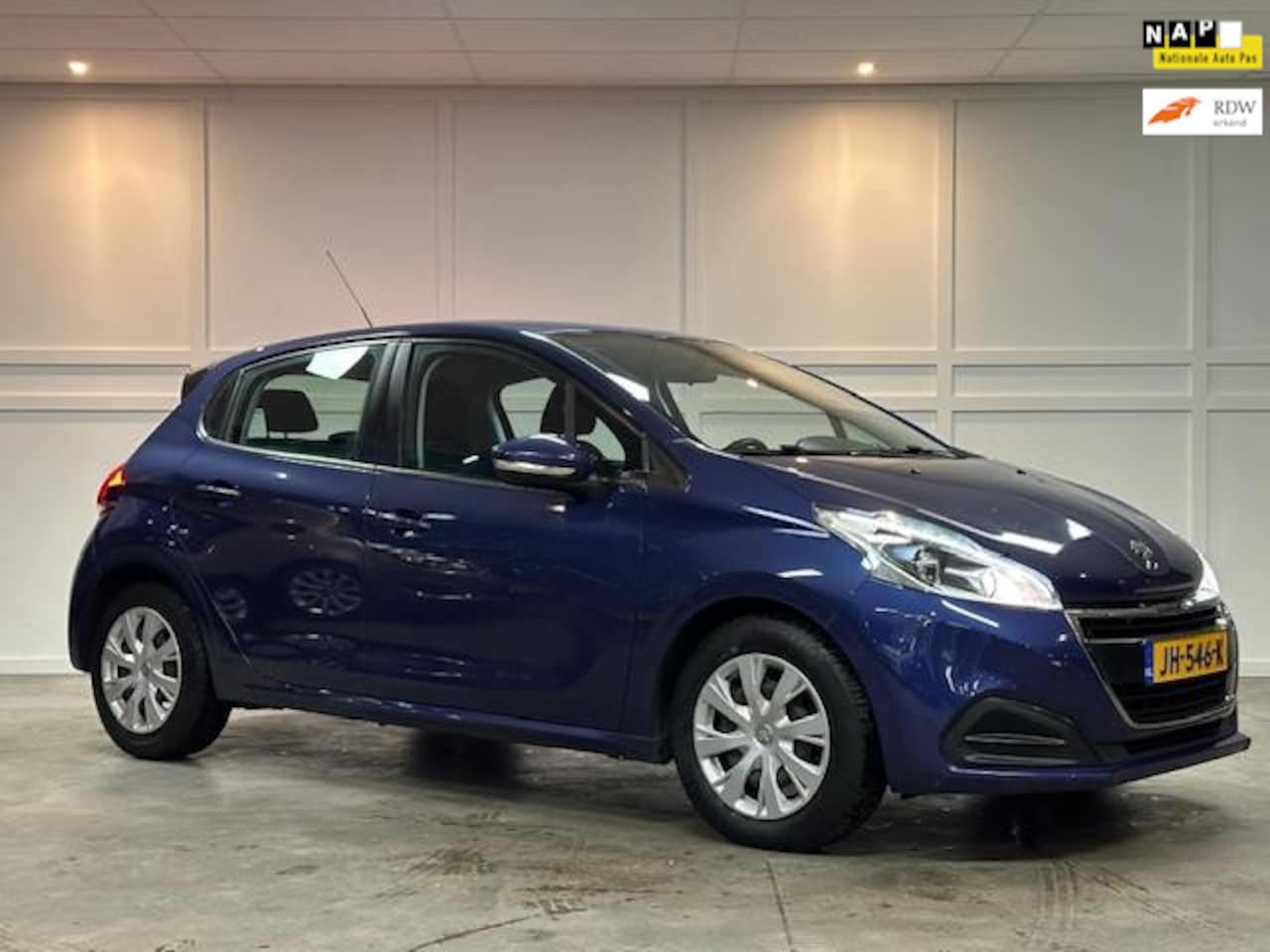 Peugeot 208 - 1.2 PureTech Active / 2016 / 57.447 KM NaP / Navi - AutoWereld.nl