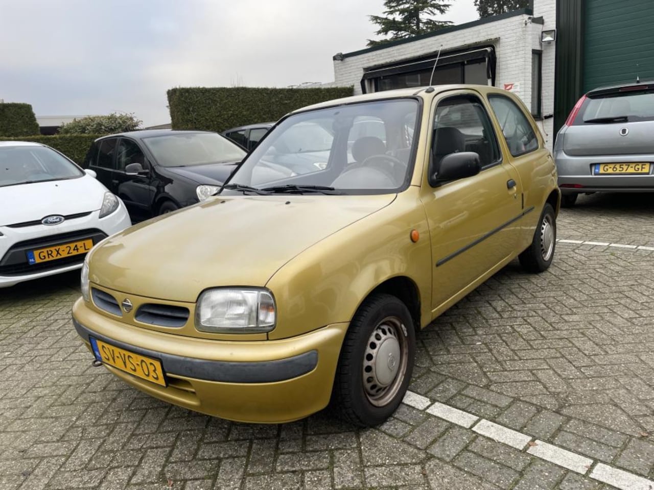 Nissan Micra - 1.0 GL 1.0 GL - AutoWereld.nl