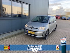 Volkswagen Up! - 1.0 Active Executive 5-drs. CAMERA/CRUISE/MEDIA/PDC/15INCH