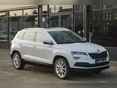 Skoda Karoq - 1.0 TSI Style | pano | trekhaak