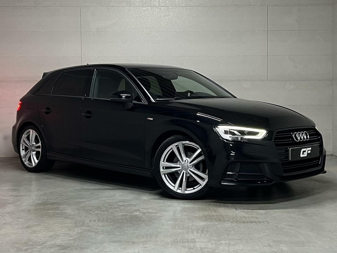 Audi A3 Sportback - 35 TFSI CoD Black Edition S-Line Virtual - AutoWereld.nl