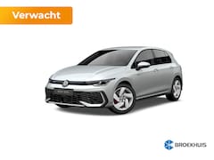 Volkswagen Golf - 1.5 eHybrid 272 6DSG GTE Automaat | Panoramisch schuif-, kanteldak, elektrisch bedienbaar