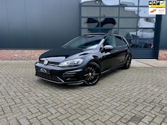 Volkswagen Golf - 2.0 TSI 4Motion R Akrapovic/Pano/Leder/maxton