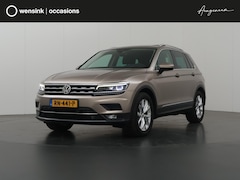 Volkswagen Tiguan - 1.4 TSI ACT Highline | Panoramadak | Navigatie | Adaptieve Cruise Controle | Lederen Inter