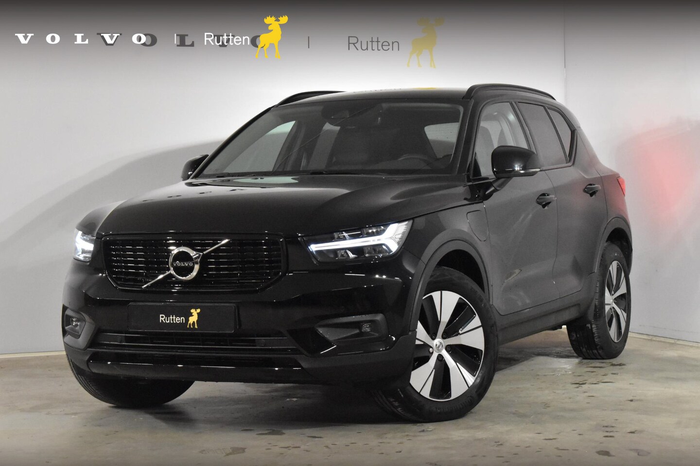 Volvo XC40 - T4 211PK Automaat Recharge R-Design Expression / Navigatie / Camera / Adaptieve Cruise Con - AutoWereld.nl