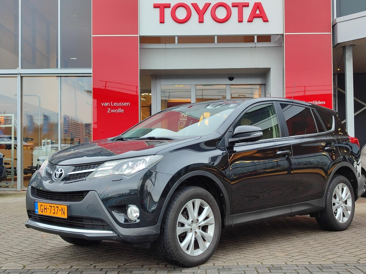 Toyota RAV4 - 2.0 Executive 4WD TREKHAAK 1500KG TREKGEW LEER STOELVERW JBL-AUDIO CAMERA PARK-SENSOREN KE - AutoWereld.nl