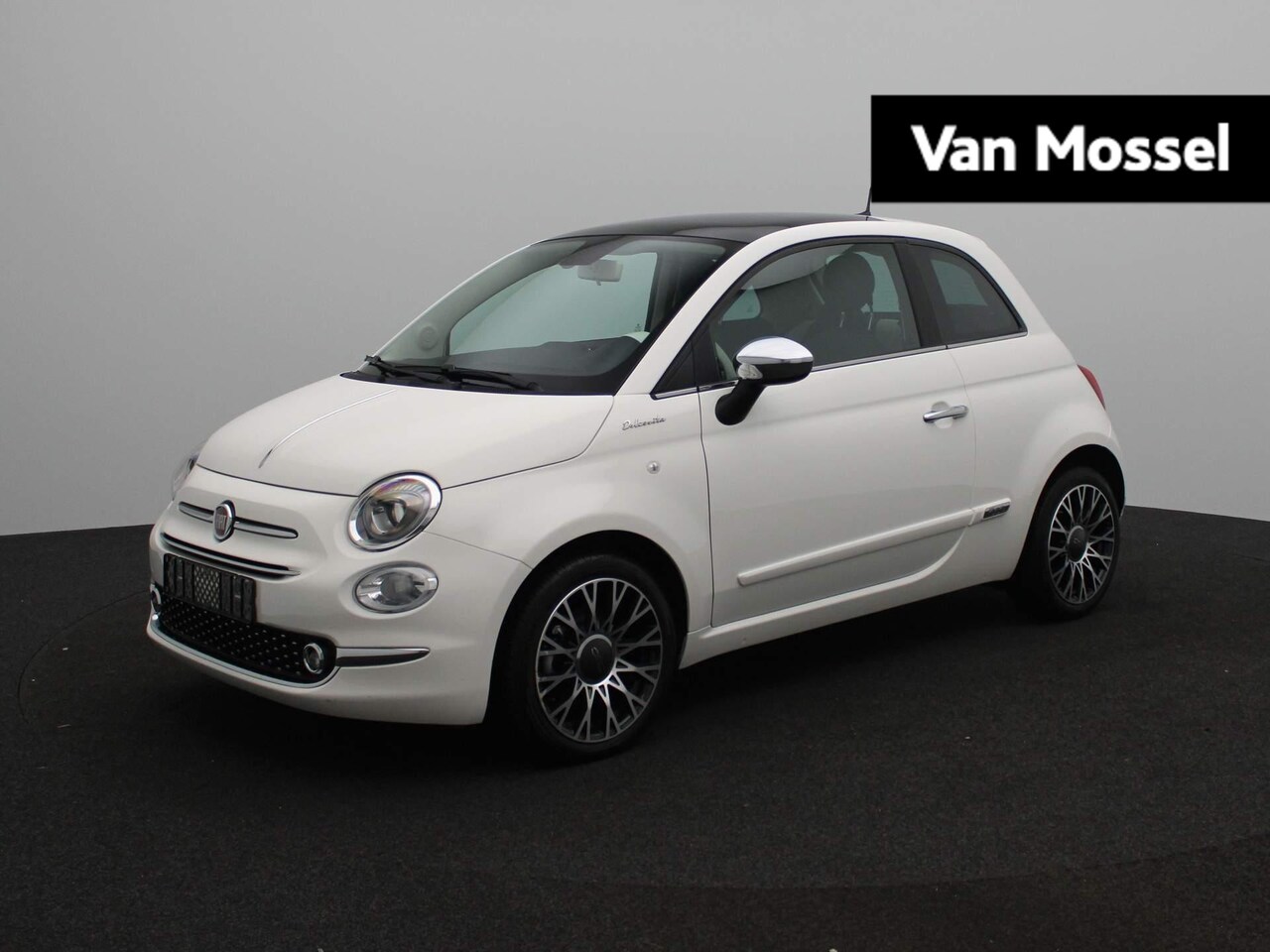 Fiat 500 - 1.0 Hybrid Dolcevita | Panoramadak | Apple CarPlay | Climate Control | Parkeersensoren | 1 - AutoWereld.nl