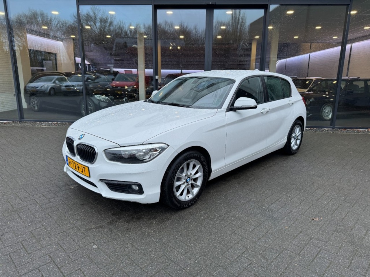 BMW 1-serie - 116i Style Edition ,Climate,Cruise,Stoelverw,PDC,LMV - AutoWereld.nl