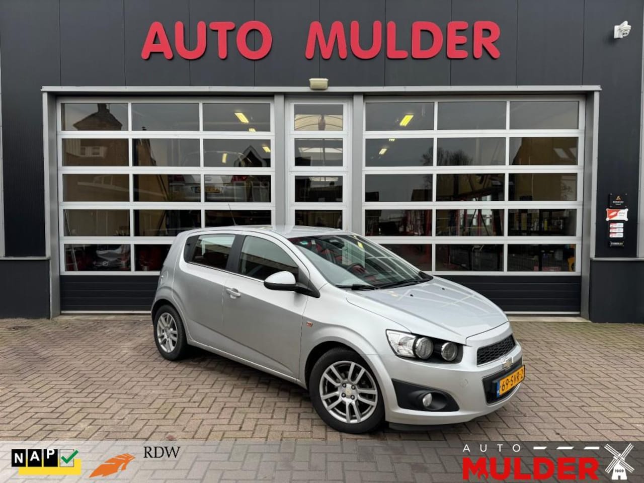 Chevrolet Aveo - 1.4 LT / CRUISE CONTROL / AIRCO / TREKHAAK / BLEUTOOTH / RIJKLAA - AutoWereld.nl