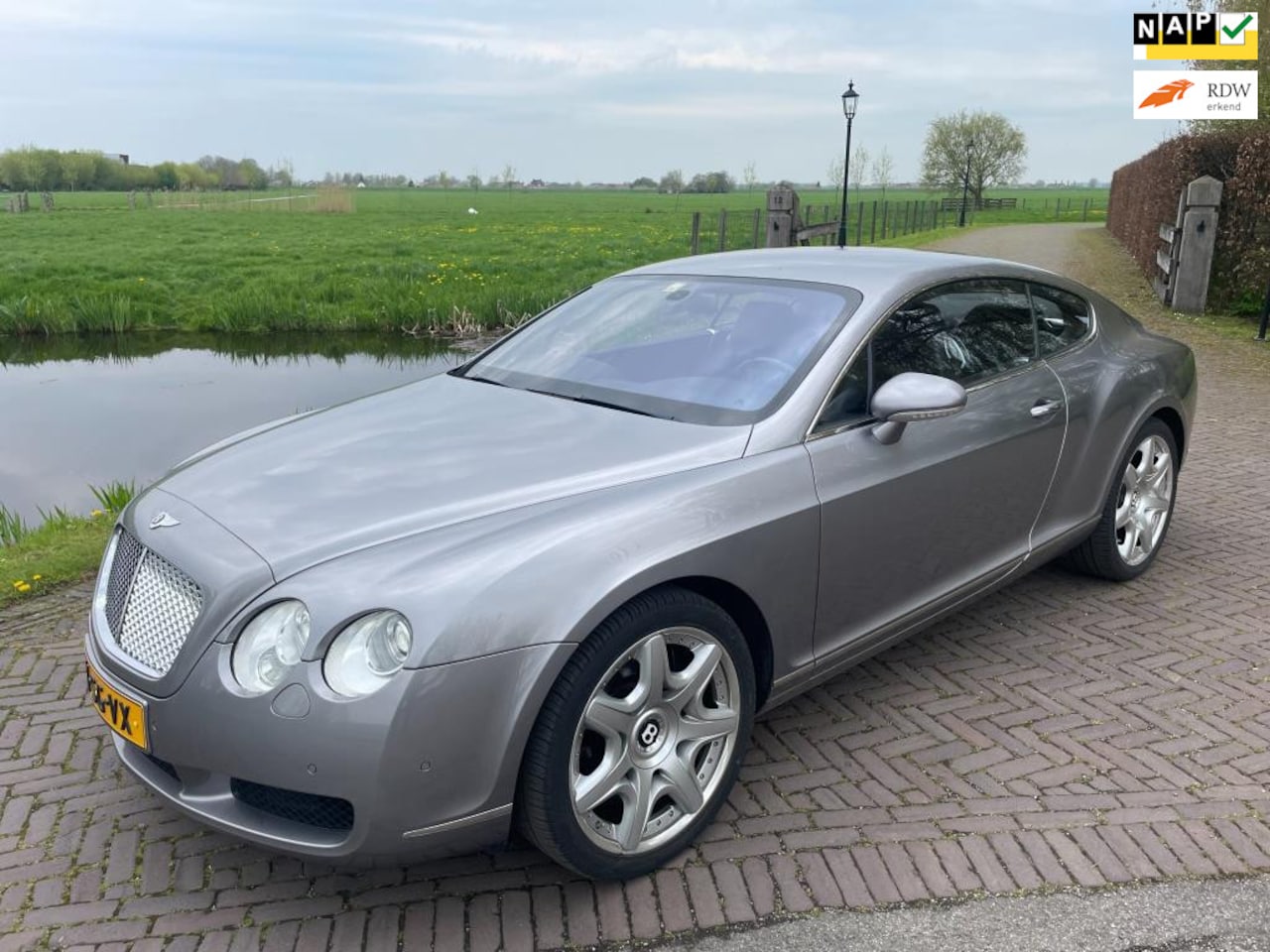 Bentley Continental GT - 6.0 W12- Mulliner- NL auto 1ste eig.! - AutoWereld.nl