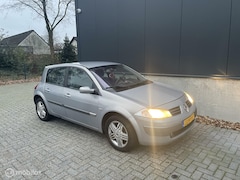 Renault Mégane - 1.6 AUTOMAAT/5D/New apk/nap