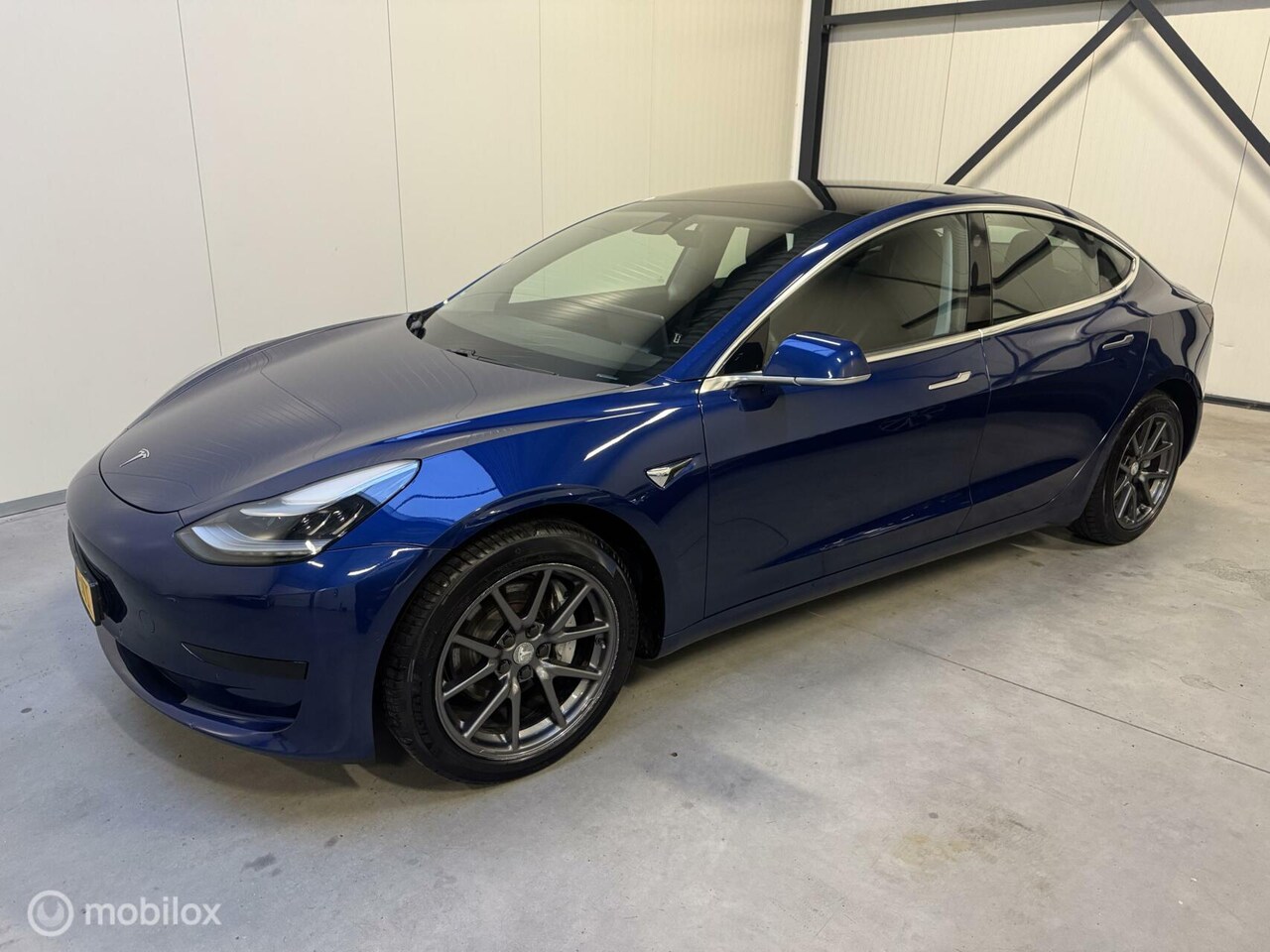 Tesla Model 3 - Standard RWD Plus met Trekhaak en Autopilot - AutoWereld.nl